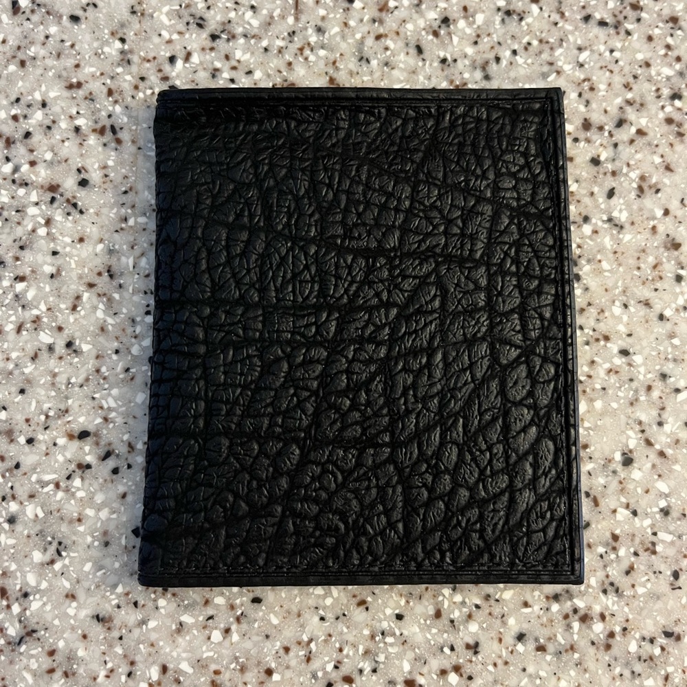 New black textured wallet billfold